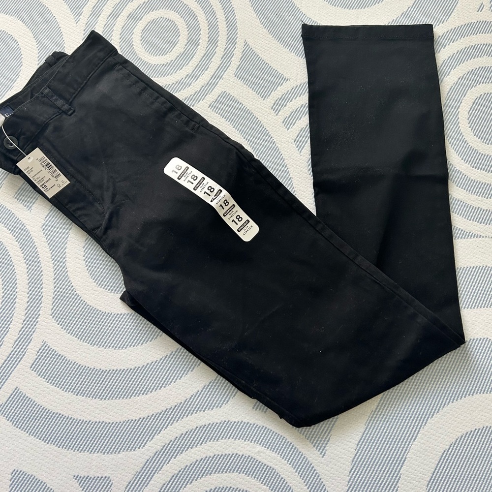 **NWT** boys black uniform/chino pants. Size 18 SLIM